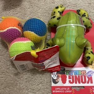 Pet toys for sale, two items. New!